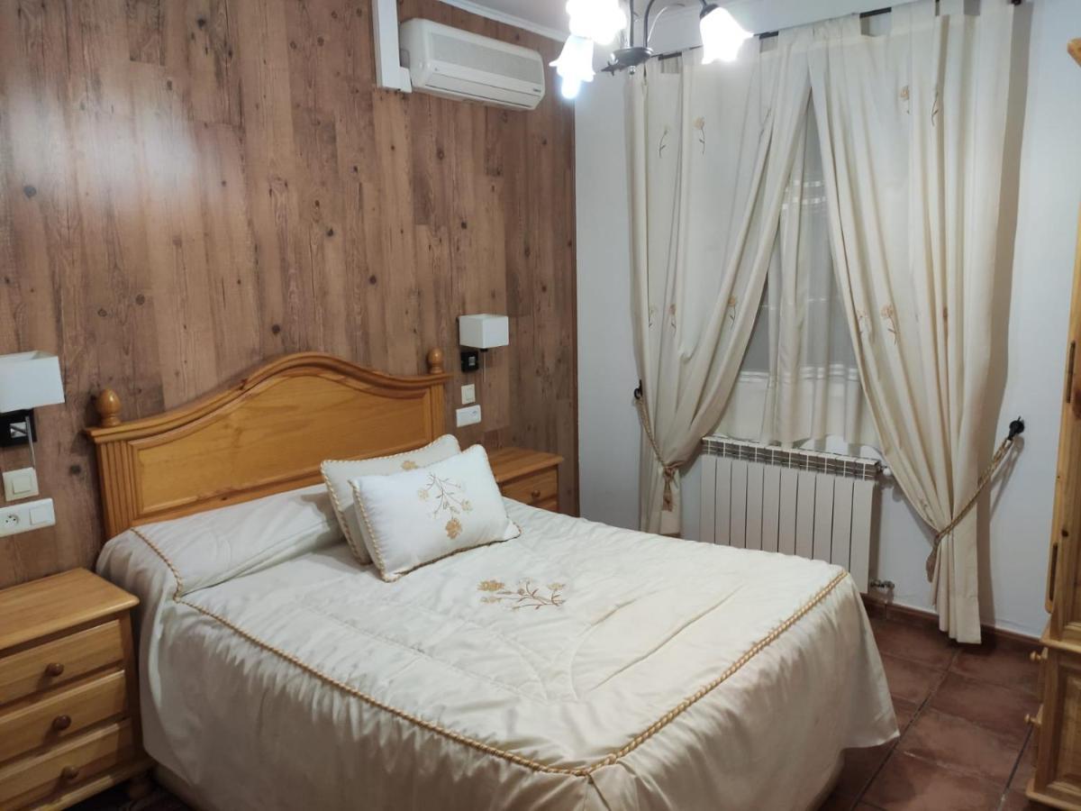 Casa Rural Iris วิลยานูเอวา เด ลอส อินฟานเตส ภายนอก รูปภาพ