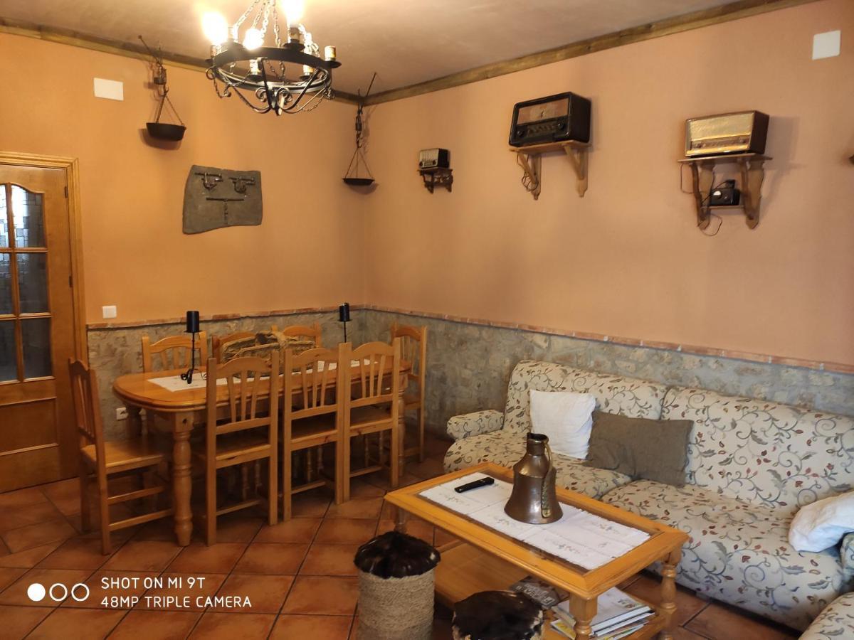 Casa Rural Iris วิลยานูเอวา เด ลอส อินฟานเตส ภายนอก รูปภาพ